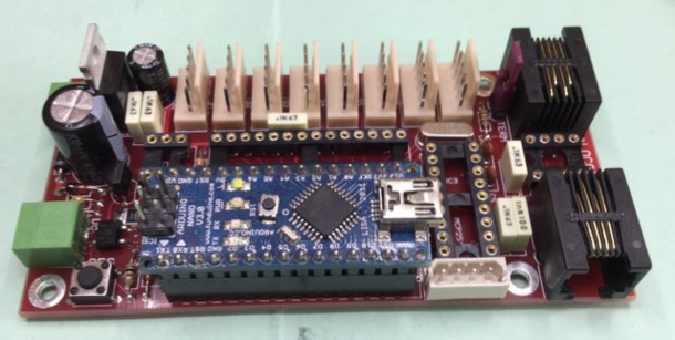 Figure 14 : Une carte Locoduino contenant déjà une interface Can
